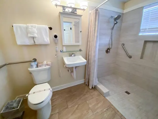 Henderson Park Inn Destin